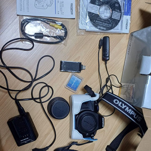 올림푸스 e-450 디지털 카메라 팝니다