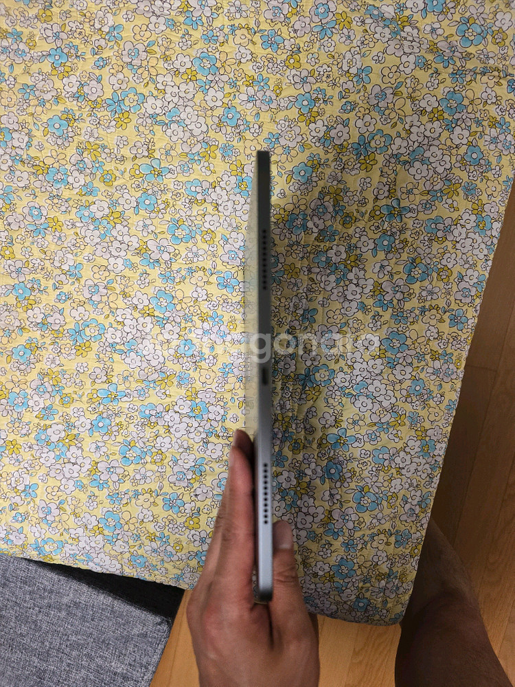 아이패드 프로 12.9형 5세대 M1 256GB 팝니다--5