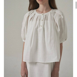 샵게드 블라우스