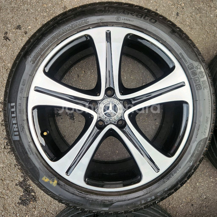 벤츠 E클래스 W213 18인치 정품 휠 타이어 세트--1