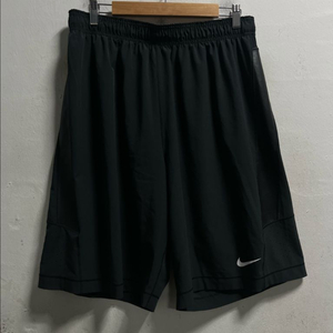 32-33 나이키 드라이핏 나일론 스판 반바지