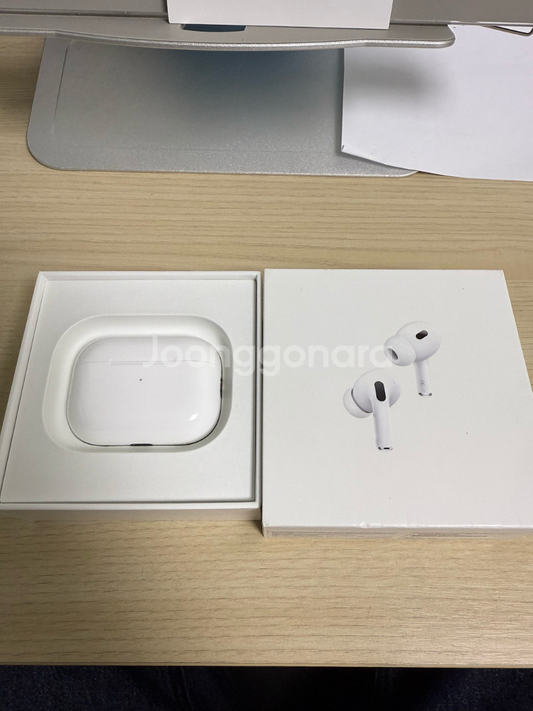 에어팟프로2 왼쪽+본체--0