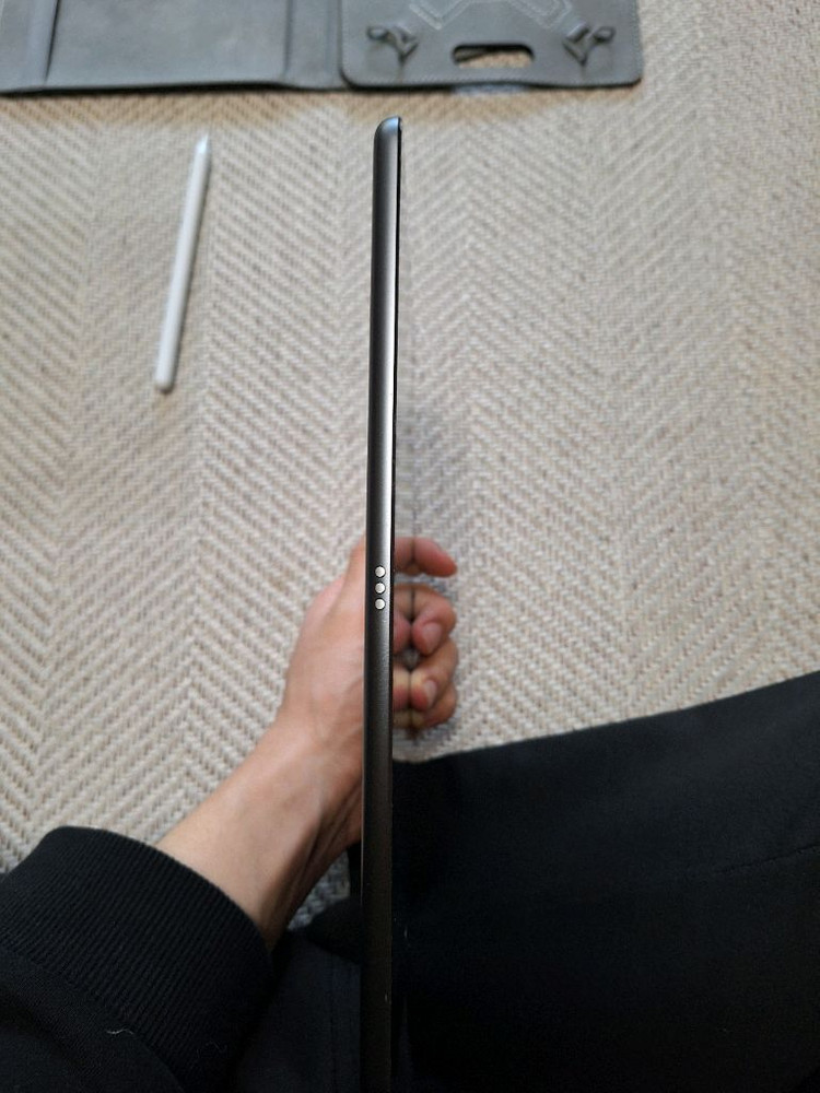 아이패드7세대 32기가 케이스+펜 19>26 이미지