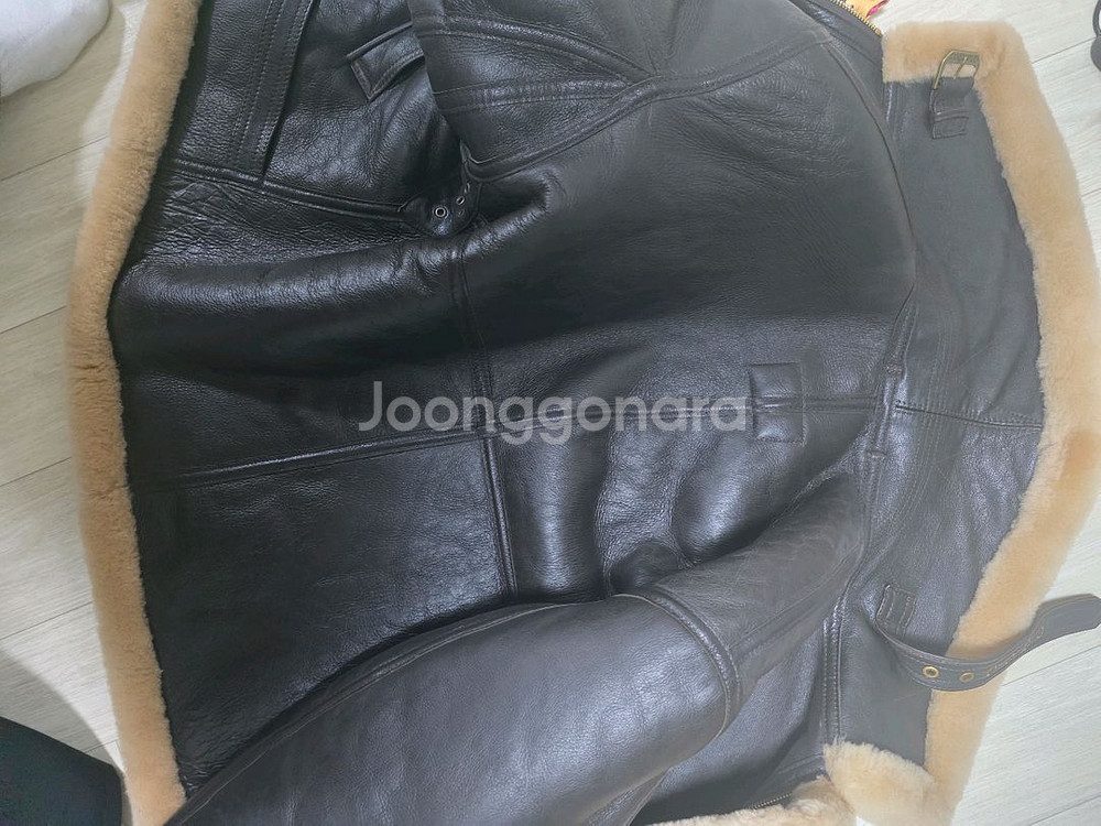 usa콕핏 톰하디 무스탕--4