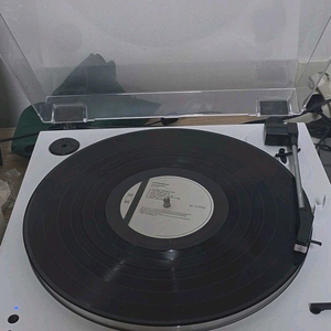 오디오테크니카턴테이블 AT-LP60XBT WW