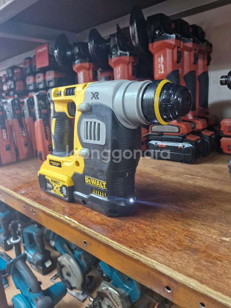 디월트충전함마드릴DCH273AVR.최상급.깔끔. 사진그--4