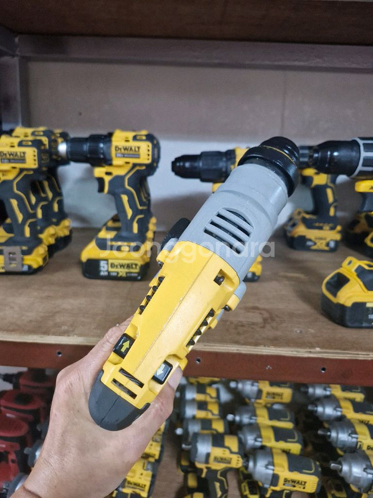 디월트충전함마드릴DCH273AVR.최상급.깔끔. 사진그--9