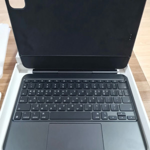 매직 키보드 iPad Pro 11 M4 블랙