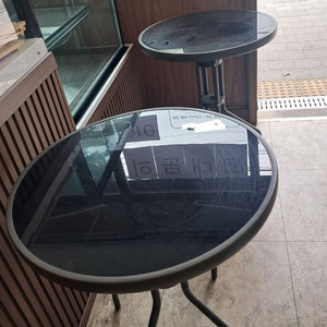 카페 테이블 4개 의자 6개