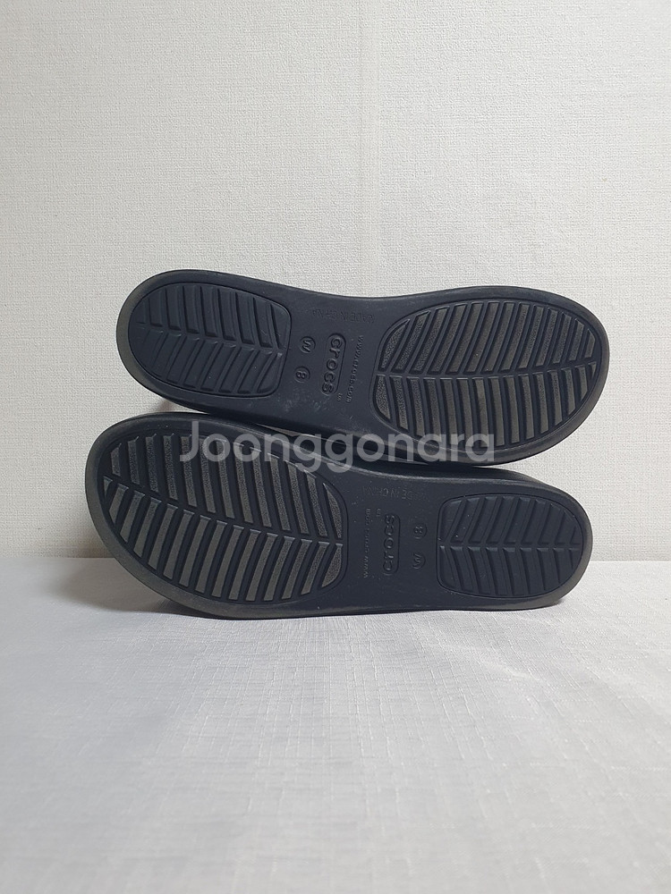 택포가 250mm 크록스 브루클린 로우 웨지힐 통굽샌들--7