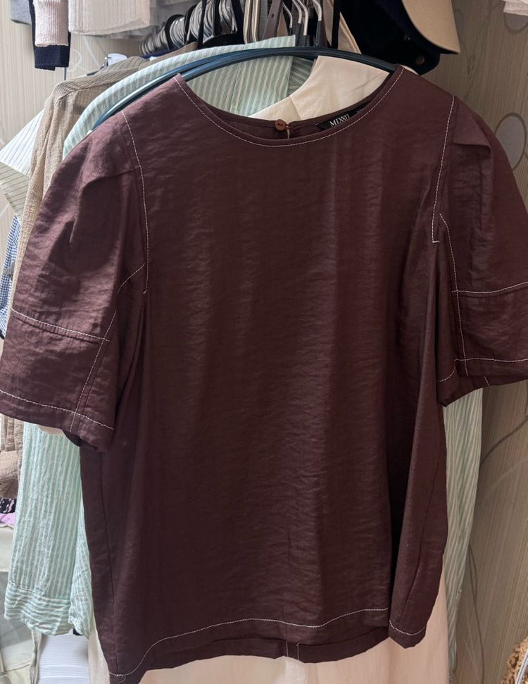 미쏘 스티치 퍼프소매 블라우스 브라운--3