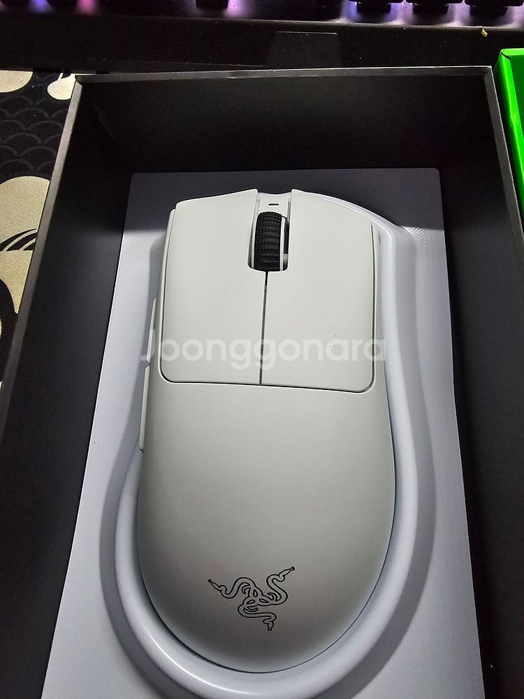 레이저 데스에더 V3 프로 화이트--0