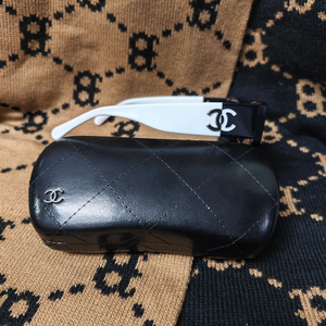 CHANEL 샤넬 선글라스