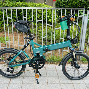 벨로스타 U22 3.0s 전기자전거 21Ah 대용량