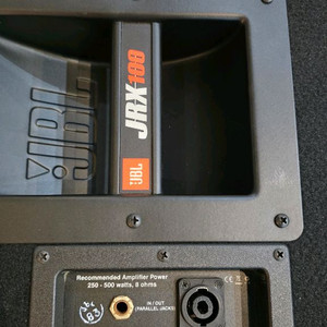 JBL JRX112M 스피커 팝니다.
