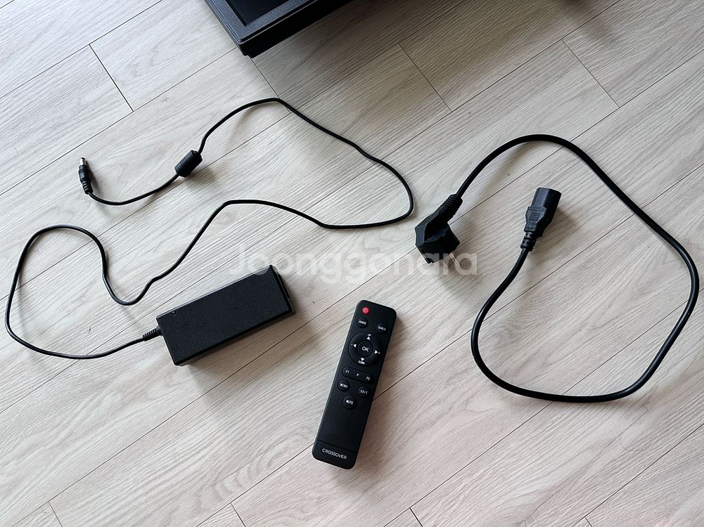 UHD 4K 모니터 HDR 28인치--6