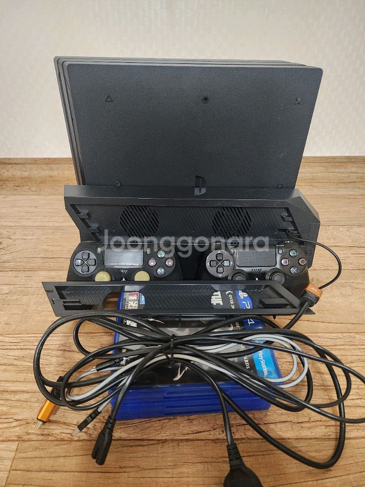 ps4 pro 1테라 7218 거치대겸 풀러--1