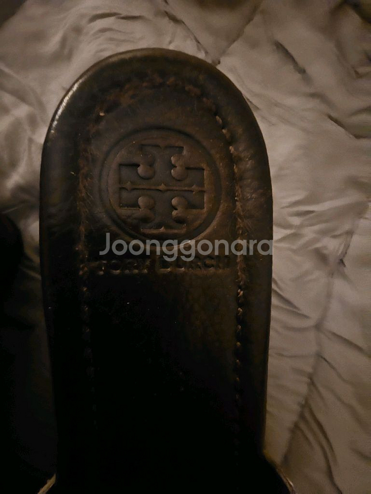 토리버치 정품 새슬리퍼 통굽 힐 구두--1