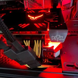 레드데빌 rx 6600xt 팝니다.
