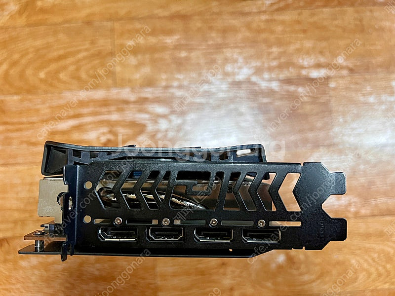 레드데빌 rx 6600xt 팝니다.--5