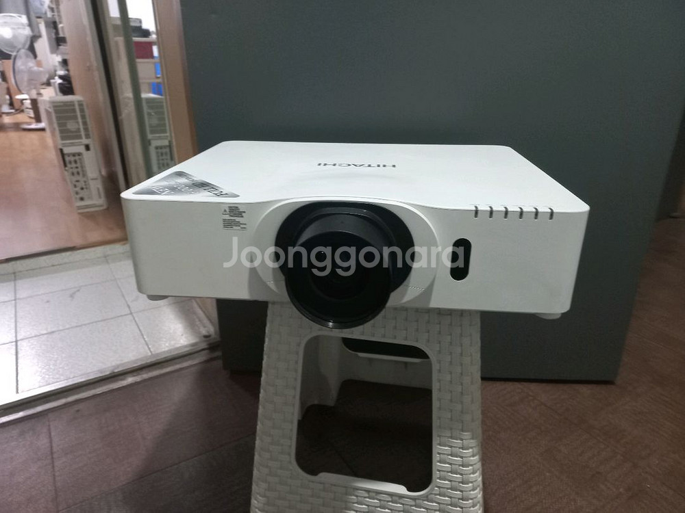 풀HD6000안시 히타치cp-f600 빔프로젝터--1