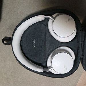 AKG N9 헤드셋