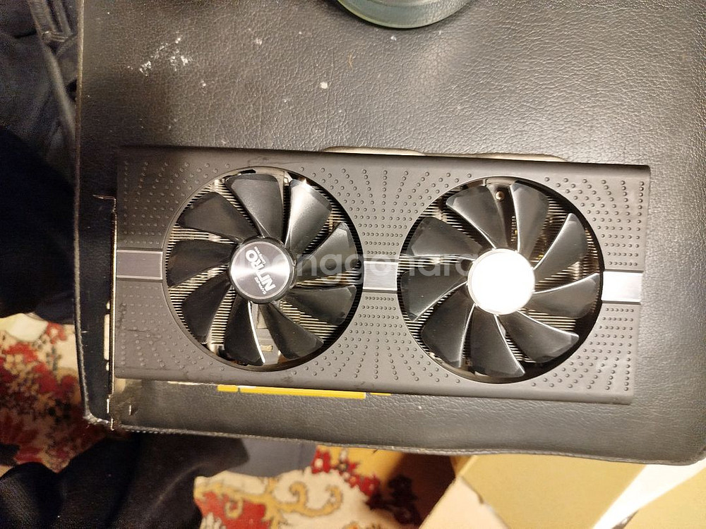 Sapphire RX 570 Nitro+ OC D5 4--1