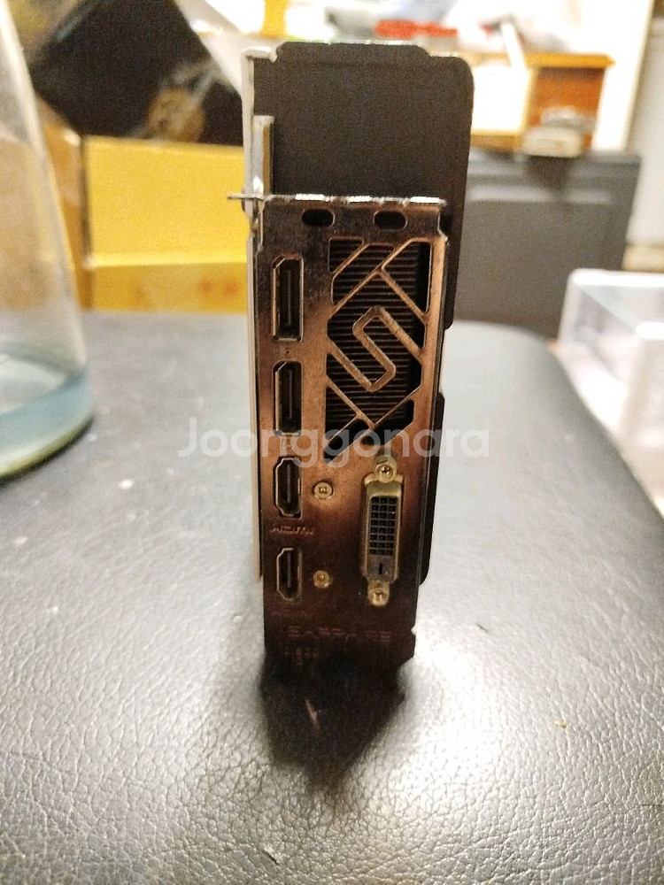 Sapphire RX 570 Nitro+ OC D5 4--4