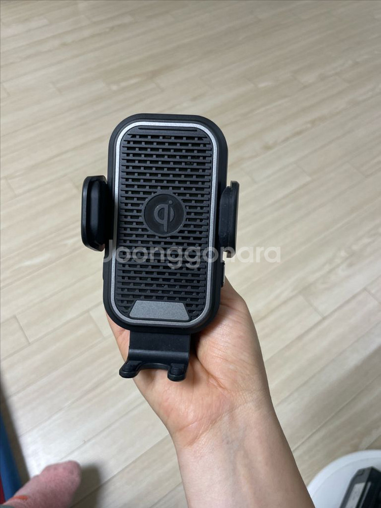 탐사 차량용 무선 충전거치대--0