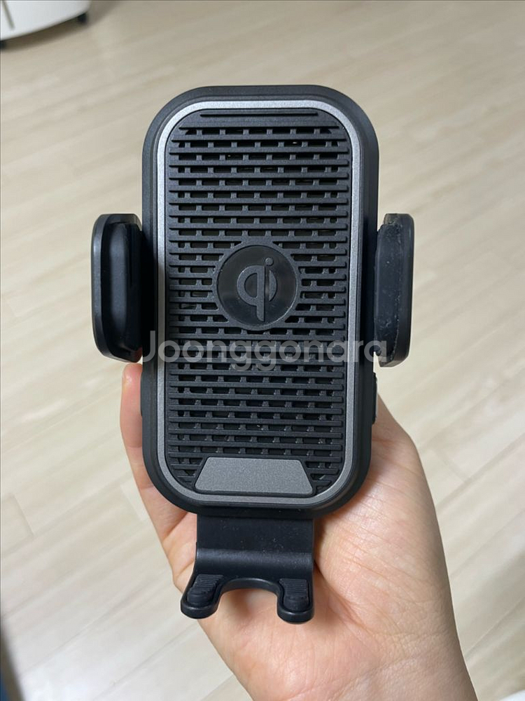 탐사 차량용 무선 충전거치대--1