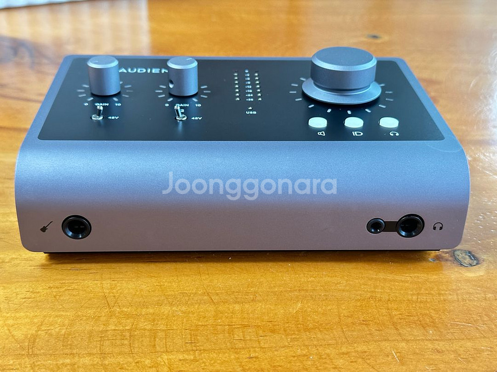 Audient iD14 MKII 오디오 인터페이스--1