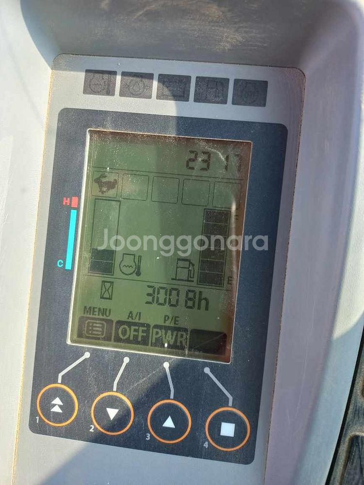 히타치 캐빈형 저가동 미니굴삭기zx35 2021년--1