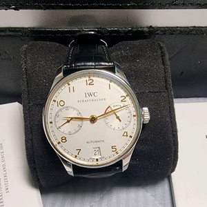 iwc 포르투기저 세븐데이즈 부엉이