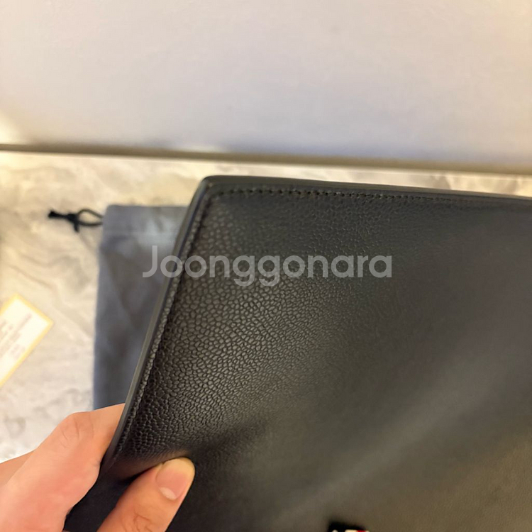 톰브라운 클러치 L 새상품급 판매합니다--5