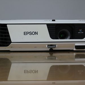 엡손EB-X7 / X9 /X11/X31 중고빔프로젝터