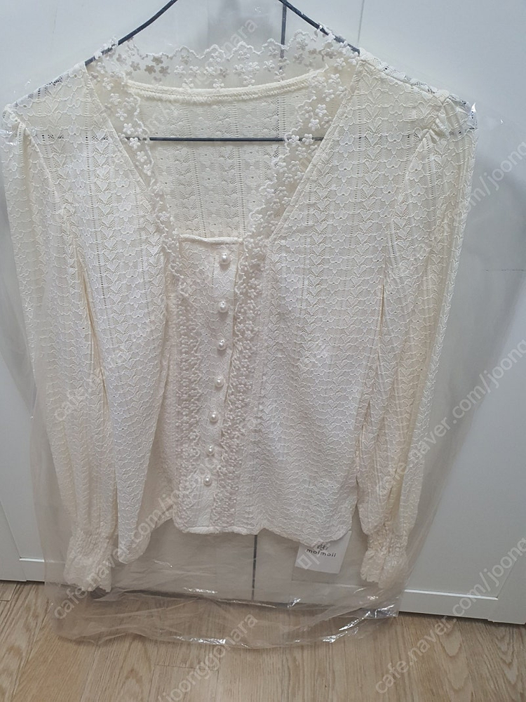 새상품)쎄무아듀 아이보리 블라우스 레이스--2