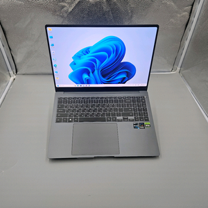 삼성 갤럭시북3울트라 16인치 i7/램32/RTX405