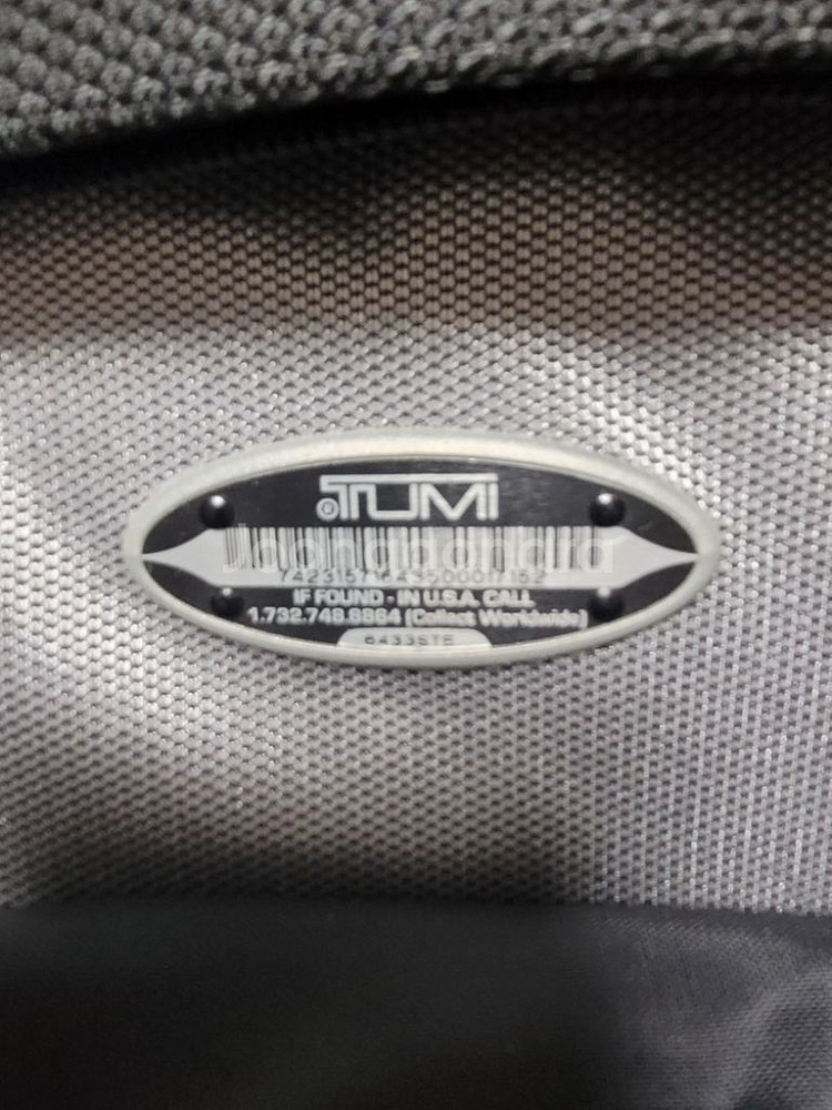 Tumi T3 Garment Suitcase--6