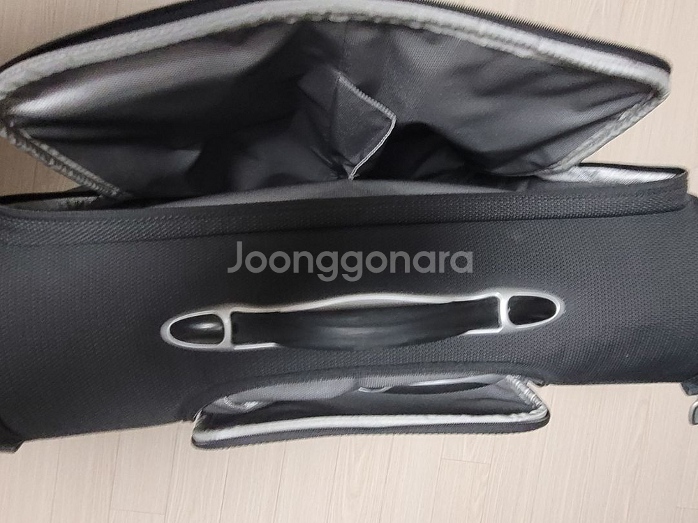 Tumi T3 Garment Suitcase--7