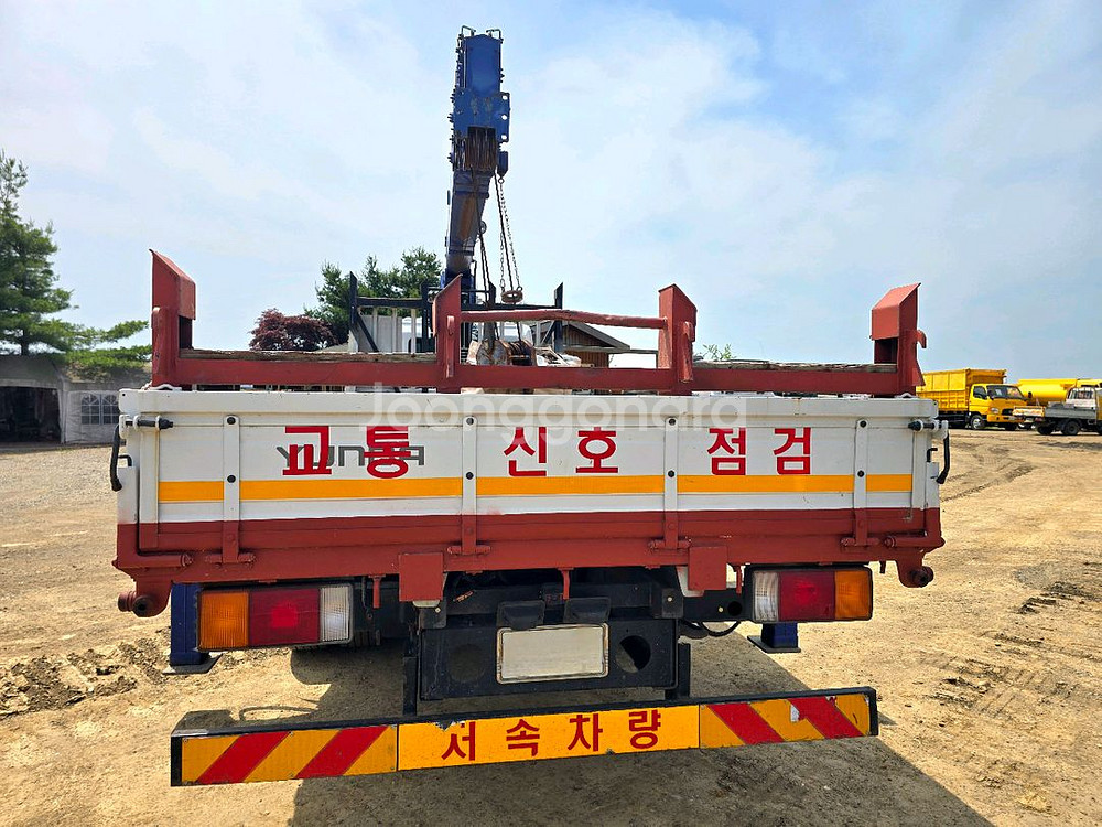 5톤카고크레인 중고카고크레인 메가트럭 동양카고크레인--6