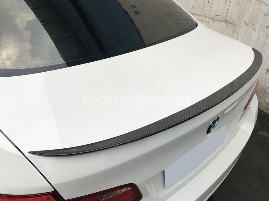 BMW 5시리즈 F10 리얼카본 스포일러 순정형 M5--4