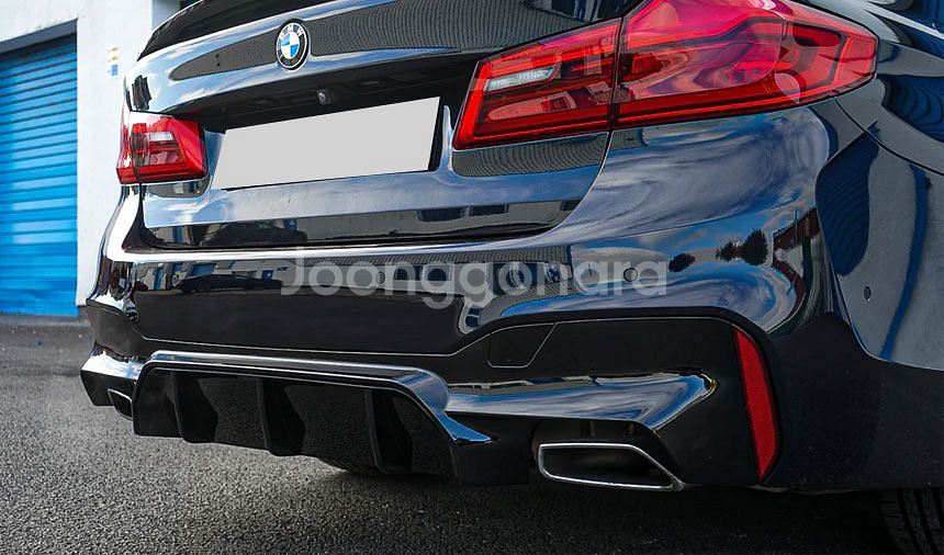 BMW 5시리즈 G30 프론트립 사이드립 디퓨저 바디킷--4