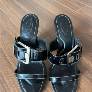 토즈 Tods 블랙 샌들 235 - 240
