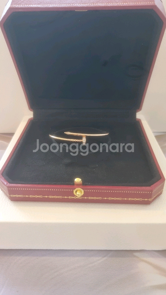 18k 까르띠에 큐빅 팔찌 팝니다--5