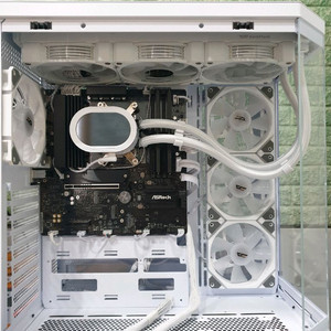 ( 반본체 ) 9800X3D 컴퓨터 PC 판매