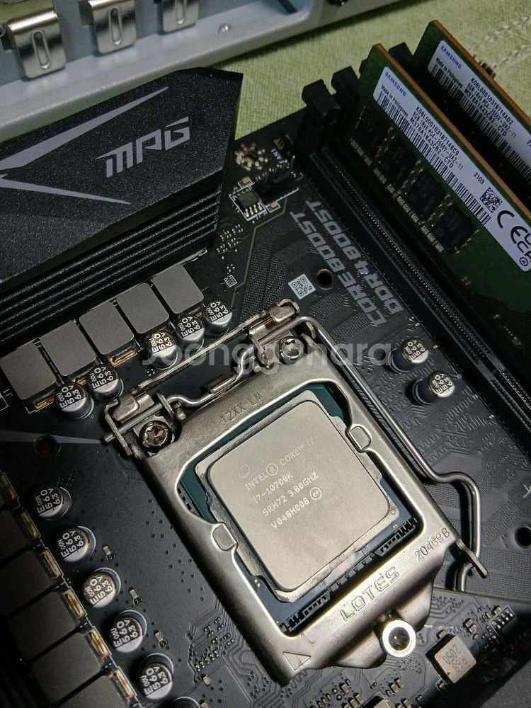 MSI 정품 Z490m + 10700k + 램--1