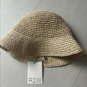 r2w 라피아햇