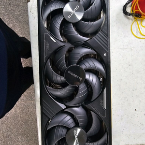 기가바이트 RTX5070ti그래픽카드