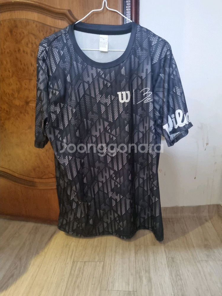 윌슨블랙패턴반팔티. 새제품. L--0