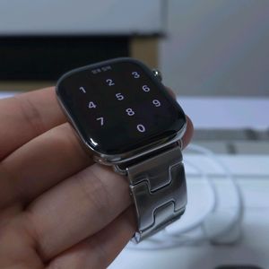 애플워치10 네츄럴티나늄 46mm 판매합니다